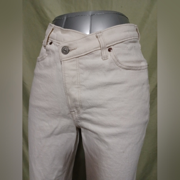 Abercrombie & Fitch The Dad High Rise Light Cream Straight Leg Jeans Size 6 - Picture 4 of 11